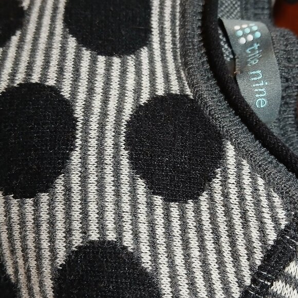 TITLE NINE Black/White Polka Dot Crew Neck Sweater - Picture 7 of 10